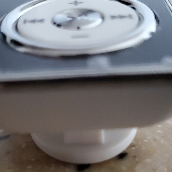 Miniature Fully Functional MP3 player - Picture 8 of 11